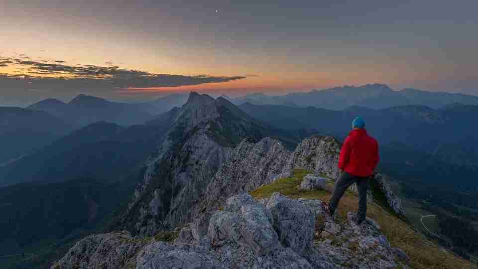 Overview of ESFJ Personality Type – The Loyal Helper